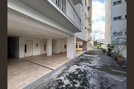 Apartamento à venda com 100m², 2 quartos e 2 vagas