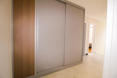 Casa para alugar com 350m², 4 quartos e 3 vagas Casa para alugar com 350m², 4 quartos e 3 vagasCorredor 2 Piso