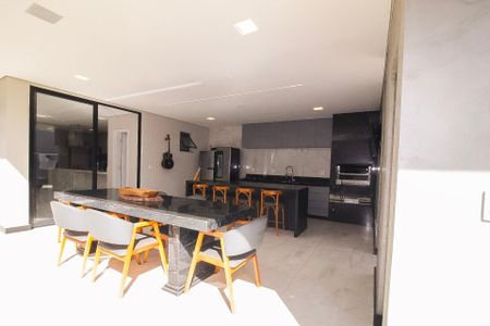 Casa para alugar com 350m², 4 quartos e 3 vagas Casa para alugar com 350m², 4 quartos e 3 vagasÁrea Gourmet