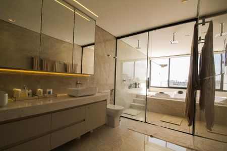 Casa para alugar com 350m², 4 quartos e 3 vagas Casa para alugar com 350m², 4 quartos e 3 vagasBanheiro - Quarto 04- Suite 02