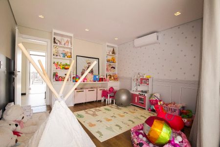 Casa para alugar com 350m², 4 quartos e 3 vagas Casa para alugar com 350m², 4 quartos e 3 vagasQuarto 02