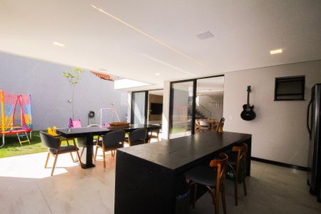Casa para alugar com 350m², 4 quartos e 3 vagas Casa para alugar com 350m², 4 quartos e 3 vagasÁrea Gourmet