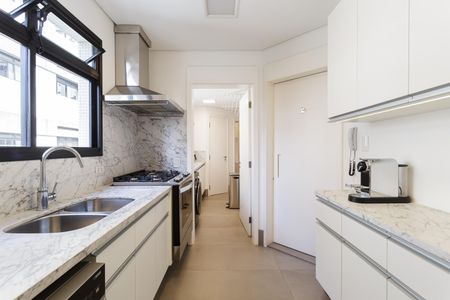 Apartamento para alugar com 148m², 2 quartos e 2 vagas Apartamento para alugar com 148m², 2 quartos e 2 vagasCozinha