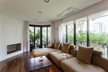 Apartamento para alugar com 148m², 2 quartos e 2 vagas Apartamento para alugar com 148m², 2 quartos e 2 vagasSala