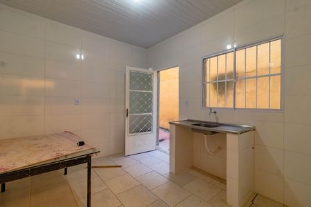 Cozinha de casa para alugar com 1 quarto, 40m² em Vila do Encontro, São Paulo