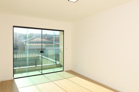 Casa à venda com 135m², 3 quartos e 2 vagasSuíte 3