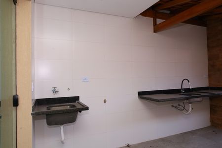 Casa à venda com 135m², 3 quartos e 2 vagasÁrea de Serviço