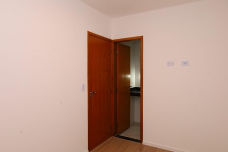 Casa à venda com 135m², 3 quartos e 2 vagasSuíte 2