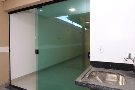 Casa à venda com 135m², 3 quartos e 2 vagasÁrea de Serviço