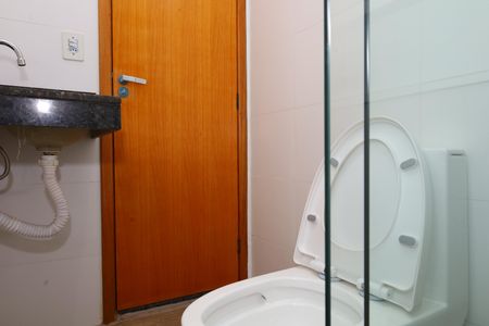 Casa à venda com 135m², 3 quartos e 2 vagasBanheiro 3 - Suíte 3