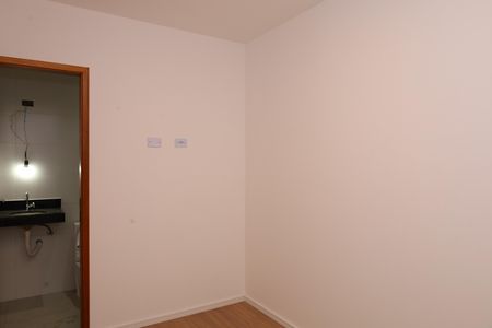 Casa à venda com 135m², 3 quartos e 2 vagasSuíte 2