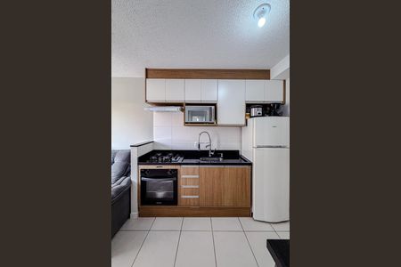 Apartamento à venda com 32m², 2 quartos e sem vaga Apartamento à venda com 32m², 2 quartos e sem vagaCozinha - Armários
