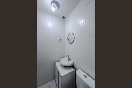 Apartamento à venda com 32m², 2 quartos e sem vaga Apartamento à venda com 32m², 2 quartos e sem vagaBanheiro