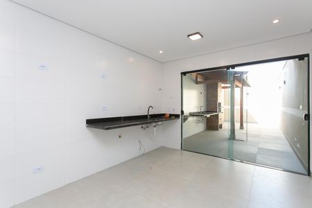 Casa à venda com 135m², 3 quartos e 2 vagas Casa à venda com 135m², 3 quartos e 2 vagasCozinha