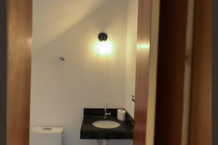 Casa à venda com 135m², 3 quartos e 2 vagas Casa à venda com 135m², 3 quartos e 2 vagasLavabo