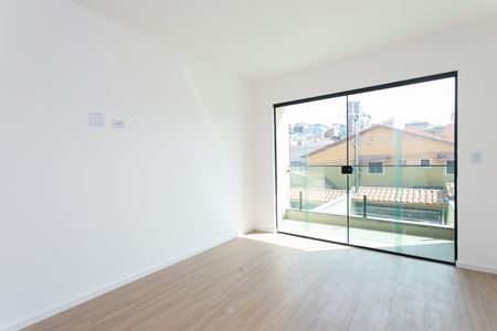 Casa à venda com 135m², 3 quartos e 2 vagas Casa à venda com 135m², 3 quartos e 2 vagasSuíte 3