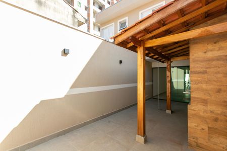 Casa à venda com 135m², 3 quartos e 2 vagas Casa à venda com 135m², 3 quartos e 2 vagasÁrea comum - Churrasqueira