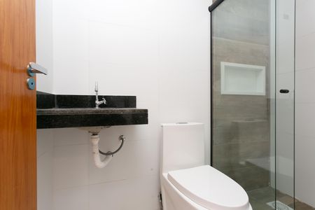 Casa à venda com 135m², 3 quartos e 2 vagas Casa à venda com 135m², 3 quartos e 2 vagasBanheiro da Suíte 2