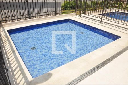 Apartamento à venda com 39m², 2 quartos e sem vaga Apartamento à venda com 39m², 2 quartos e sem vagaÁrea comum - Piscina