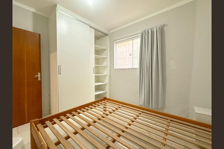 Apartamento para alugar com 67m², 2 quartos e 1 vagaQuarto