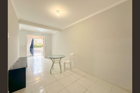 Apartamento para alugar com 67m², 2 quartos e 1 vagaSala
