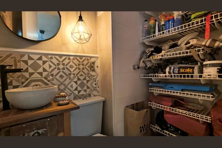 Apartamento à venda com 100m², 2 quartos e 1 vaga Apartamento à venda com 100m², 2 quartos e 1 vagaLavabo