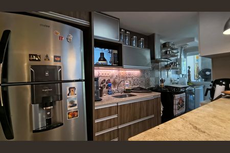 Apartamento à venda com 100m², 2 quartos e 1 vaga Apartamento à venda com 100m², 2 quartos e 1 vagaCozinha e Área de Serviço