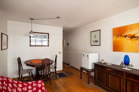 Apartamento à venda com 69m², 2 quartos e sem vaga Apartamento à venda com 69m², 2 quartos e sem vagaSala