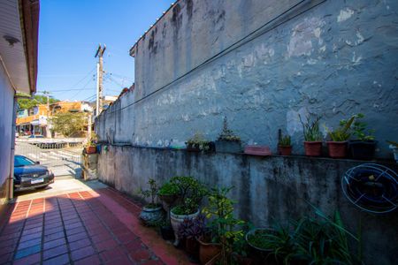 Casa à venda com 279m², 4 quartos e 5 vagasQuintal