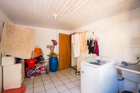 Casa à venda com 279m², 4 quartos e 5 vagasCasa 2 - Área de serviço