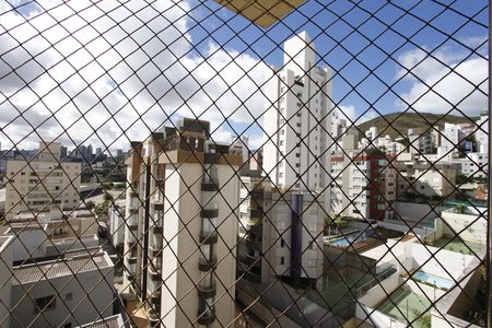 Apartamento à venda com 168m², 4 quartos e 2 vagasVista