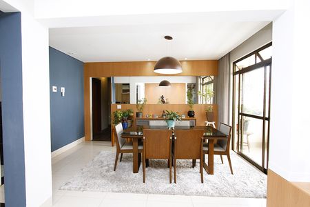 Apartamento à venda com 168m², 4 quartos e 2 vagasSala de Jantar