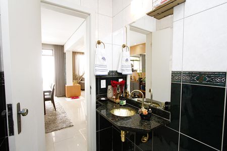 Apartamento à venda com 168m², 4 quartos e 2 vagasLavabo