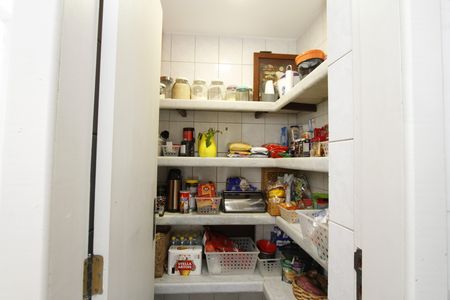 Apartamento à venda com 168m², 4 quartos e 2 vagasDespensa