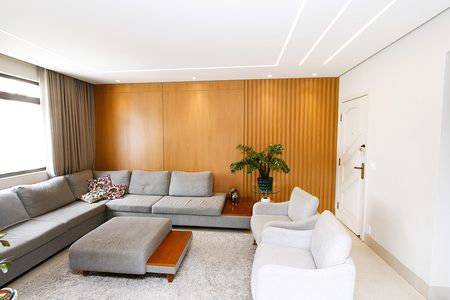 Apartamento à venda com 168m², 4 quartos e 2 vagasSala