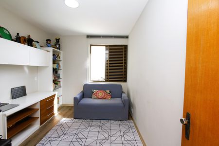 Apartamento à venda com 168m², 4 quartos e 2 vagasQuarto 1