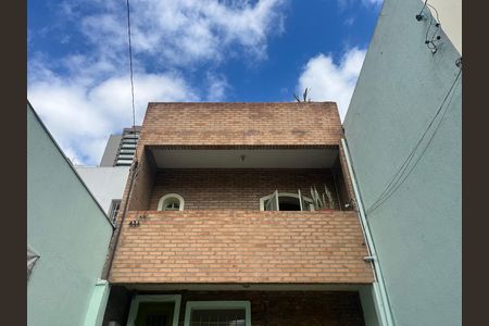 Casa para alugar com 70m², 1 quarto e 1 vaga Casa para alugar com 70m², 1 quarto e 1 vagaFachada