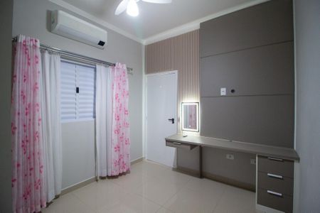 Casa de condomínio para alugar com 115m², 3 quartos e 3 vagas Casa de condomínio para alugar com 115m², 3 quartos e 3 vagasQuarto 1