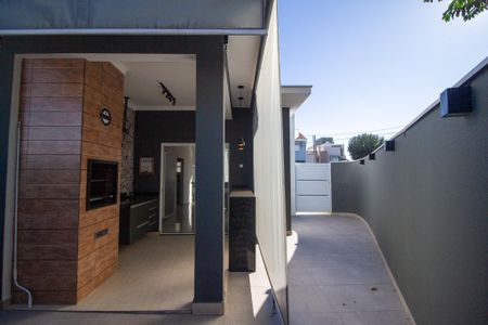 Casa de condomínio para alugar com 115m², 3 quartos e 3 vagas Casa de condomínio para alugar com 115m², 3 quartos e 3 vagasÁrea gourmet