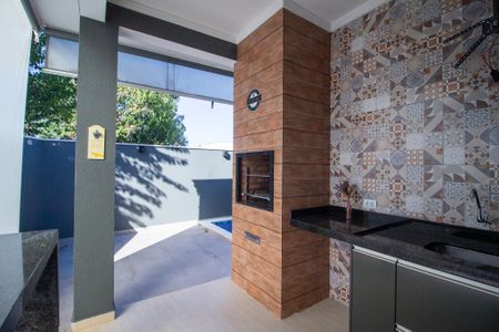 Casa de condomínio para alugar com 115m², 3 quartos e 3 vagas Casa de condomínio para alugar com 115m², 3 quartos e 3 vagasÁrea gourmet