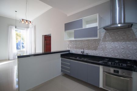 Casa de condomínio para alugar com 115m², 3 quartos e 3 vagas Casa de condomínio para alugar com 115m², 3 quartos e 3 vagasCozinha