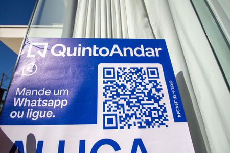Casa de condomínio para alugar com 115m², 3 quartos e 3 vagas Casa de condomínio para alugar com 115m², 3 quartos e 3 vagasFachada