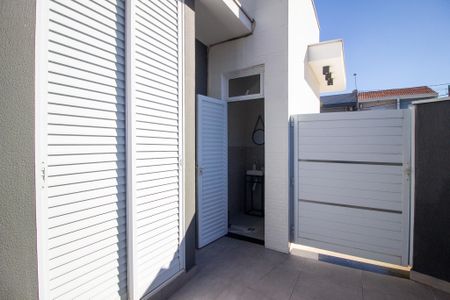 Casa de condomínio para alugar com 115m², 3 quartos e 3 vagas Casa de condomínio para alugar com 115m², 3 quartos e 3 vagasBanheiro Externo