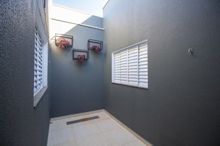 Casa de condomínio para alugar com 115m², 3 quartos e 3 vagas Casa de condomínio para alugar com 115m², 3 quartos e 3 vagasArea de Luz