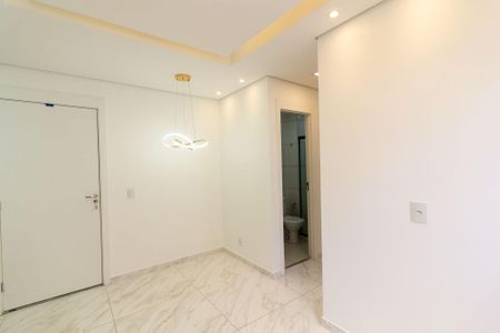 Sala de apartamento para alugar com 2 quartos, 40m² em Usina Piratininga, São Paulo
