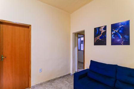 Sala de casa para alugar com 2 quartos, 70m² em Pilares, Rio de Janeiro