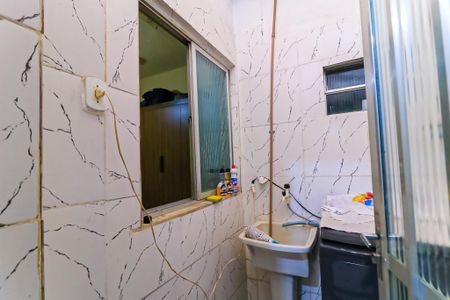 Casa para alugar com 70m², 2 quartos e 1 vaga Casa para alugar com 70m², 2 quartos e 1 vagaÁrea de Serviço
