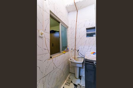 Casa para alugar com 70m², 2 quartos e 1 vaga Casa para alugar com 70m², 2 quartos e 1 vagaÁrea de Serviço
