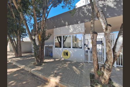Apartamento para alugar com 74m², 2 quartos e 1 vaga