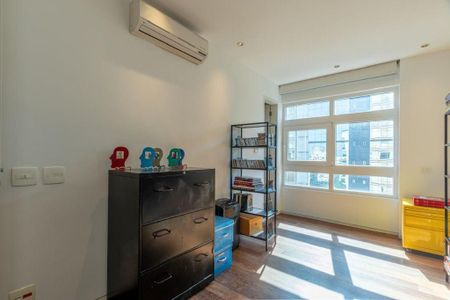 Apartamento à venda com 250m², 3 quartos e 1 vaga